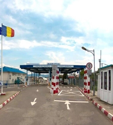 На кордоні з Румунією тимчасово обмежили рух транспорту на одному з пунктів пропуску