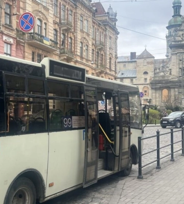 У Львові автобус №99 курсуватиме взимку лише під час масових заходів у Шевченківському гаю