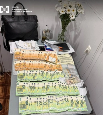 Викрито чергову схему ввезення авто під виглядом гуманітарної допомоги для ЗСУ
