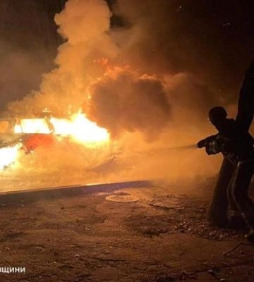 Удари по Дніпропетровщині: у Кривому Розі вже 6 постраждалих. Росіяни атакували Нікопольщину та Синельниківщину. ФОТОрепортаж