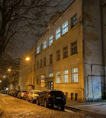 Во Львове во время проверки документов смертельно ранили военного ТЦК и СП