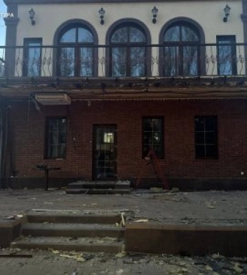 На виконання рішення суду знесено незаконну споруду у центрі Миколаєва