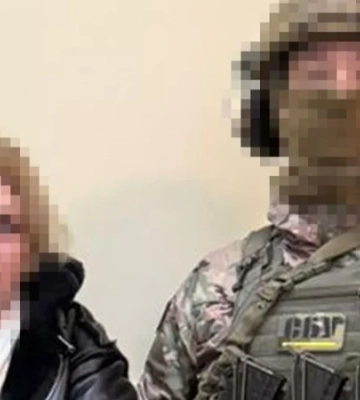Армия РФ массированно атаковала Краматорск: по городу ударили авиабомбы и БПЛА, ранены три человека