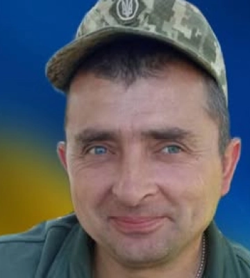 Загинув унаслідок мінно-вибухової травми: на Волині прощатимуться з Героєм Сергієм Петриною
