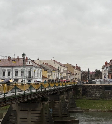 На Закарпатті прогнозують до 13° тепла та хмарність