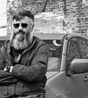 «Повернувся на фронт після звільнення». Історія Юрія Бондаренка, якого вбили у Львові