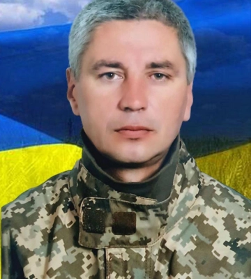 На Рівненщині провели в останню дорогу Захисника з Вараської громади