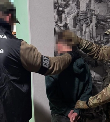 У Миколаєві 20-річний киянин намагався підірвати авто з військовими