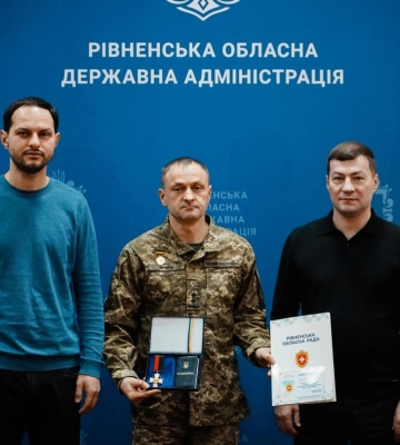 Повага і подяка: на Рівненщині нагородили військових до Дня Збройних сил України (ФОТО)