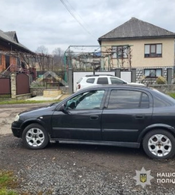 На Закарпатті водійка на «Opel Astra» збила жінку на дорозі: потерпіла померла