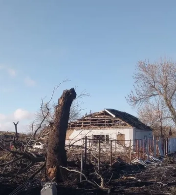 Російські атаки на Запоріжжі: поранено чоловіка, десятки будинків пошкоджені (Фото)