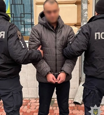 Поліція затримала підозрюваного в організації підпалів бару La Opera у Чернігові