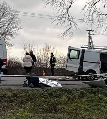На трасі Львів-Шегині біля Городка сталася потрійна ДТП із загиблою