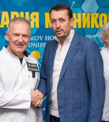 Фонд «Надежда» и Валерий Дубиль получили высокую оценку больницы Мечникова за вклад в спасение жизней