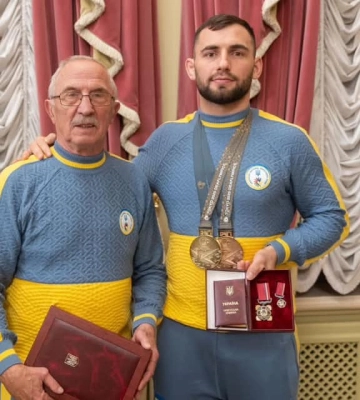 Президент України нагородив спортсменів національної дефлімпійської збірної з Одещини