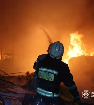 Російські удари знищили склади фармацевтичних компаній у Дніпрі