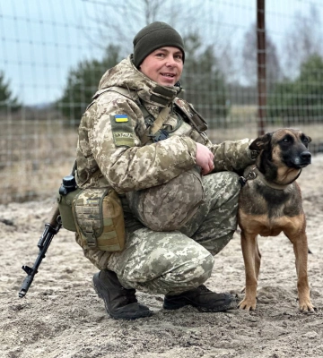 Прикордонник із Тернопільщини служить на Волині разом із бельгійською вівчаркою