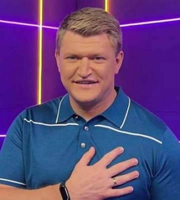 Родился в Донецкой области и победил на "Х-Факторе" в команде Елки: где сейчас Алексей Кузнецов