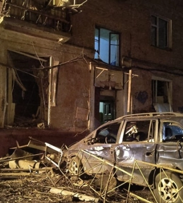 Падіння дрона поблизу багатоповерхівки: кількість поранених у Чернігові зросла до трьох