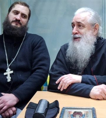 Суд у Дніпрі відправив до СІЗО митрополита Святогірської лаври