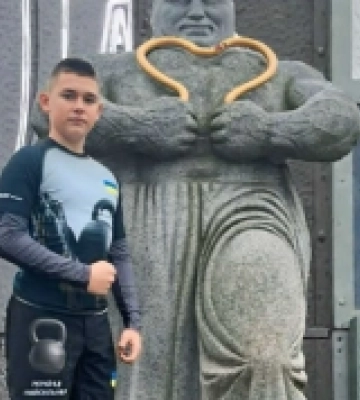 На Закарпатті 12-річний силач із Мукачева готується встановити новий світовий рекорд