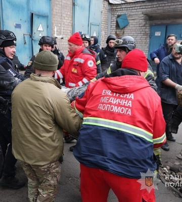 Войска РФ атаковали КАБами Запорожье и область, есть раненые