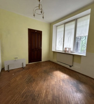 У центрі Луцька продають приміщення за 10 мільйонів