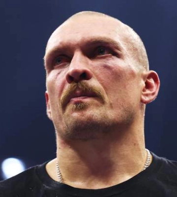 Усик підтвердив, що не піде на пенсію