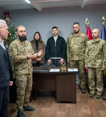 Ігор Терехов нагородив захисників Харкова