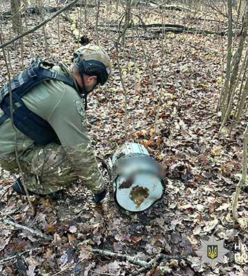 Вибухотехніки поліції Полтавщини знешкодили бойові частини ракети та БпЛА