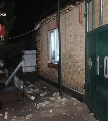 Рашисти атакували пожежно-рятувальну частину на Запоріжжі: є пошкодження. ФОТОрепортаж