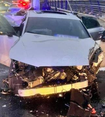 В Киеве произошла жуткая авария: есть пострадавшие, мост Метро полностью перекрыли для движения