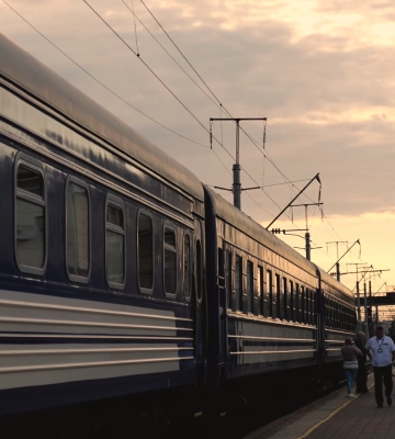Після масованої атаки рф затримується низка поїздів, що курсують Черкащиною