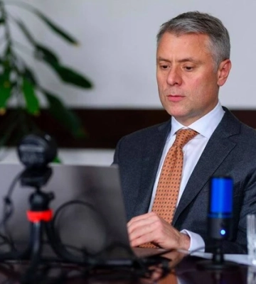 Ексголова «Нафтогазу» розповів, як Кремль хотів корумпувати Зеленського