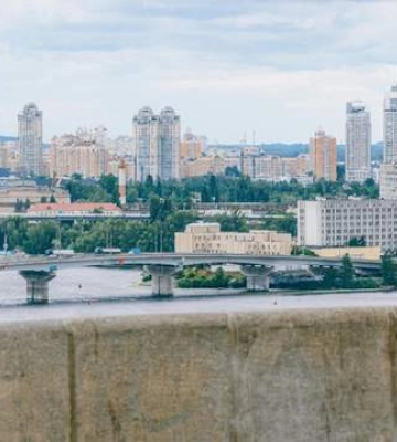 Іноземці знову інвестують у нерухомість: як зміниться ринок житла у Києві