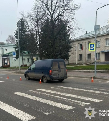 ДТП на Вінниччині: у Немирові двоє пішоходів просто з переходу потрапили до лікарні