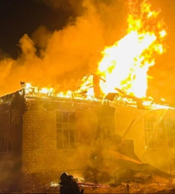 Рашисти вдарили дронами по Чернігівщині: спалахнула пожежа. ФОТО