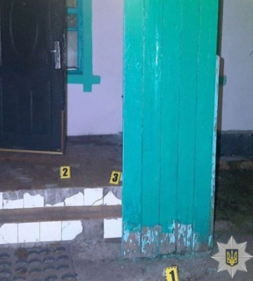 На Дніпропетровщині чоловік жорстоко вбив свого знайомого, а потім підпалив