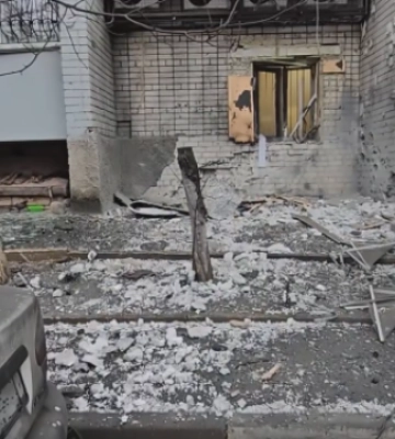 Російські військові дроном атакували Дніпровський район Херсона. Травмований чоловік