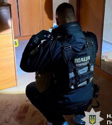 У Києві знайшли мертвим, з ножовими пораненнями сина космонавта Каденюка