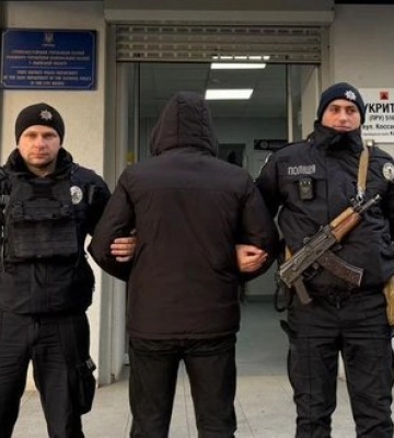 Затримано чоловіка, який напав із сокирою на військовослужбовця ТЦК на Львівщині, - поліція. ФОТОрепортаж