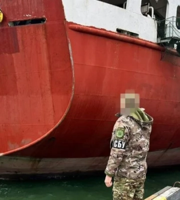 СБУ задержала и арестовала в Одесском порту судно «теневого флота» России