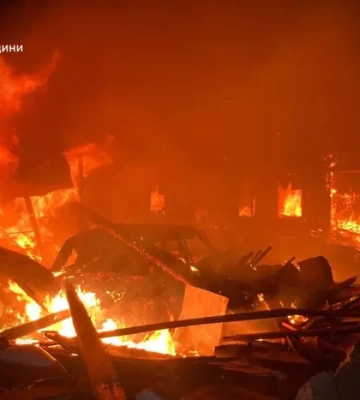 Окупанти вдарили по Чернігівщині: постраждали люди 