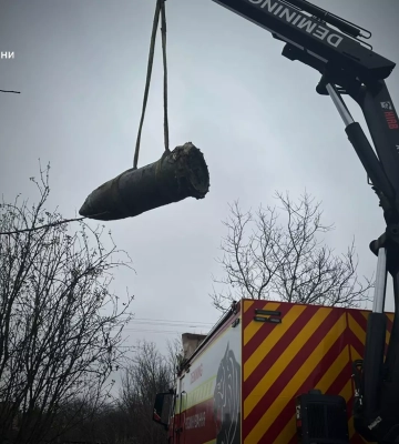 На Чернігівщині уламок ракети «Кинджал» знайшли на приватному подвір’ї