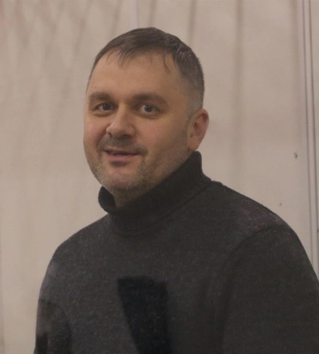 Справа про «крота» у НАБУ: суд звільнив детектива Гусарова під домашній арешт