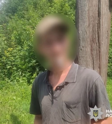 На Хмельниччині кривднику власної матері повідомлено про підозру, - поліція