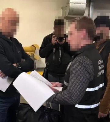 Справа про «крота» у НАБУ: суд звільнив детектива Гусарова під домашній арешт
