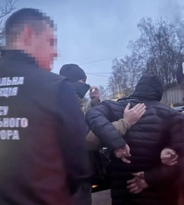 В Черниговской области прокурора поймали на взятке