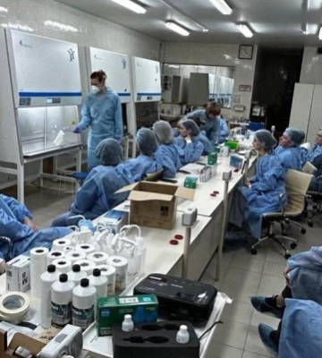 Секретні протоколи ВООЗ: Чому закарпатські лабораторії екстрено опановують навички ліквідації "Розливів БПА"