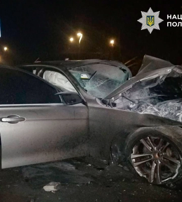 Смертельна аварія у Києві: водій BMW загинув, є постраждалі